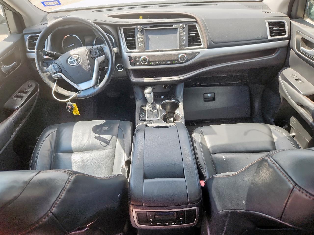 2015 TOYOTA HIGHLANDER