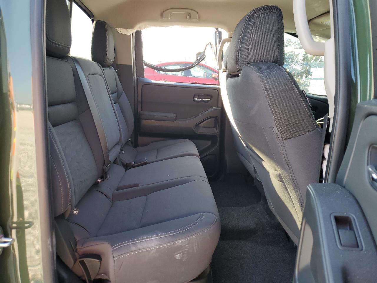 2024 NISSAN Frontier