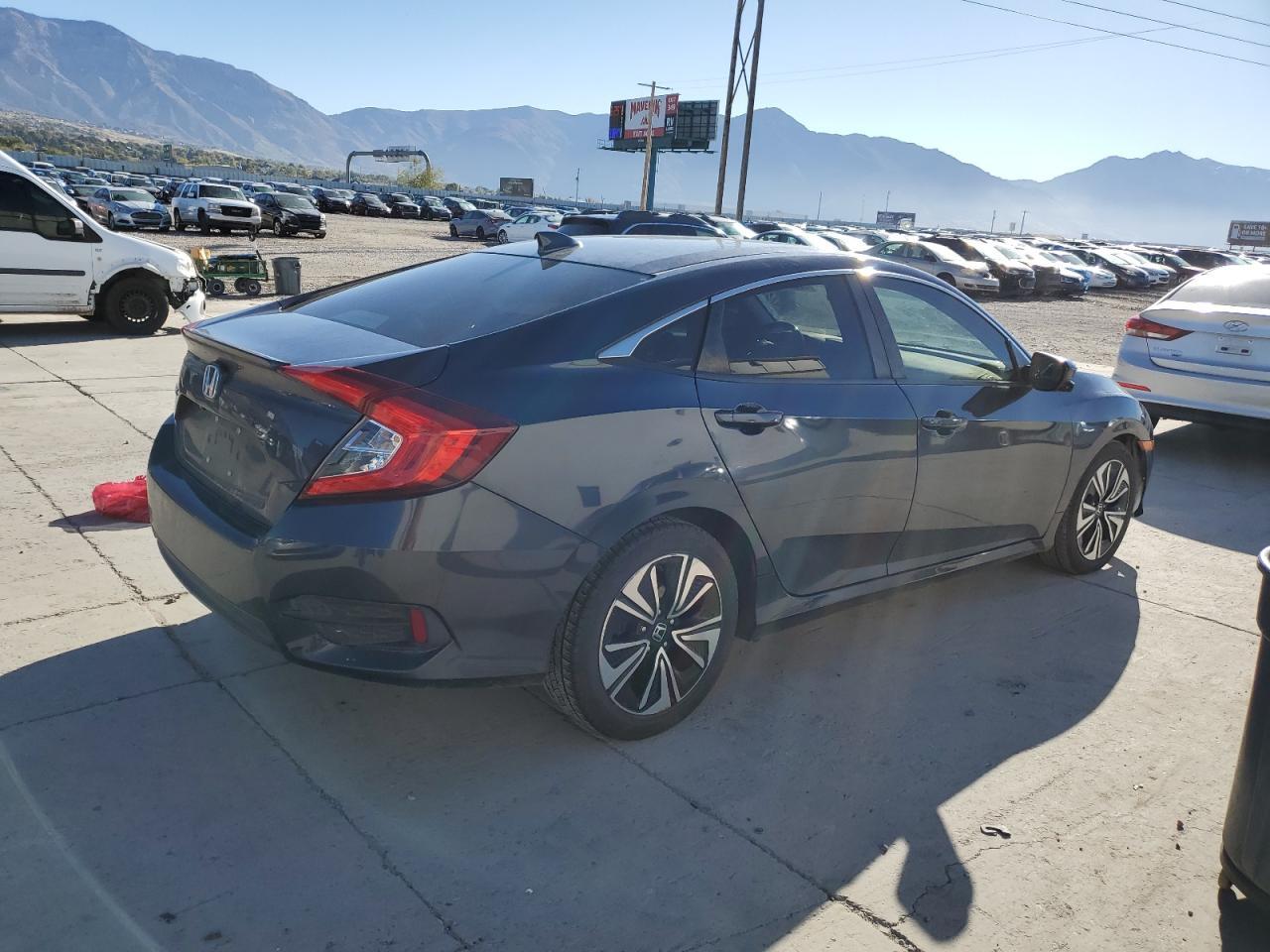 2018 HONDA CIVIC