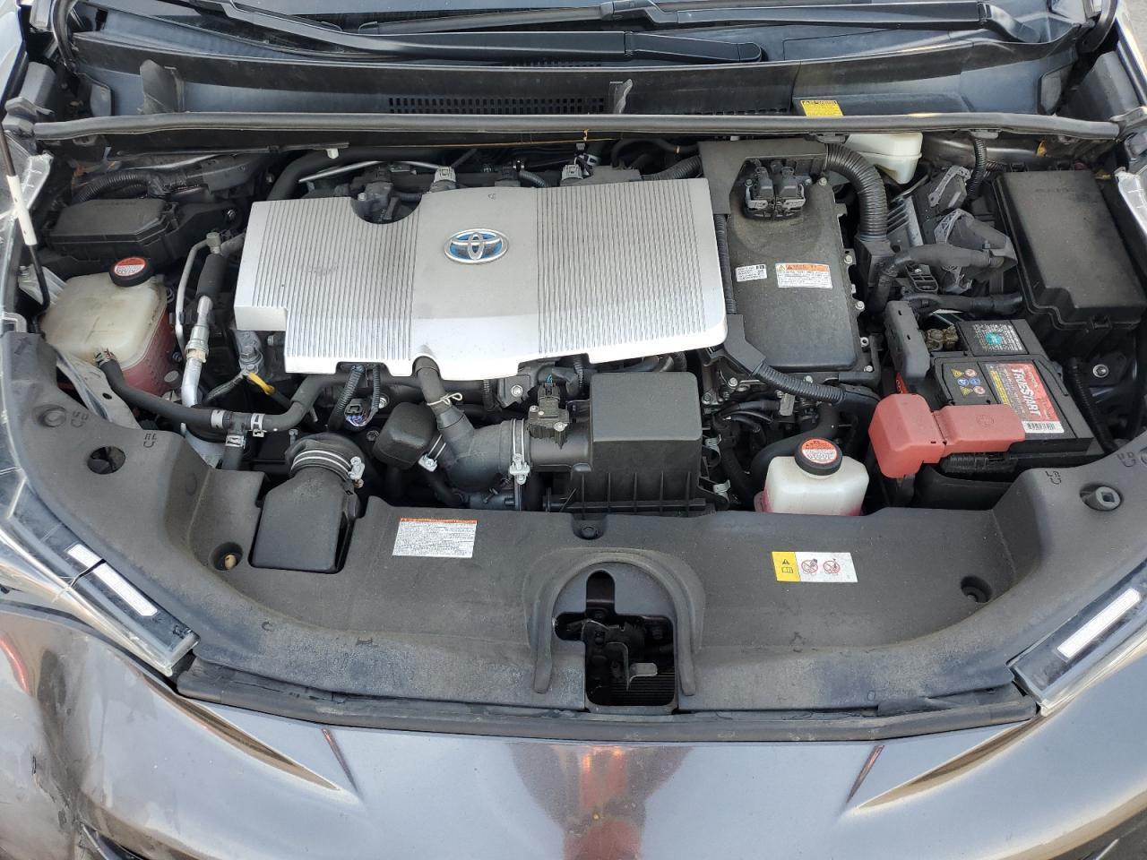 2016 TOYOTA PRIUS