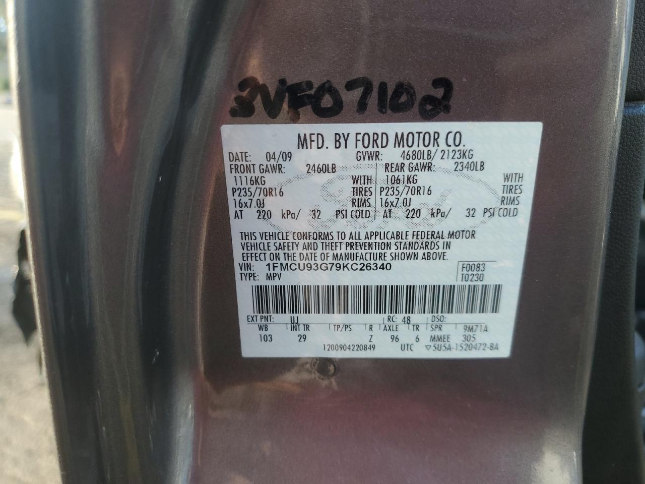 2009 FORD ESCAPE