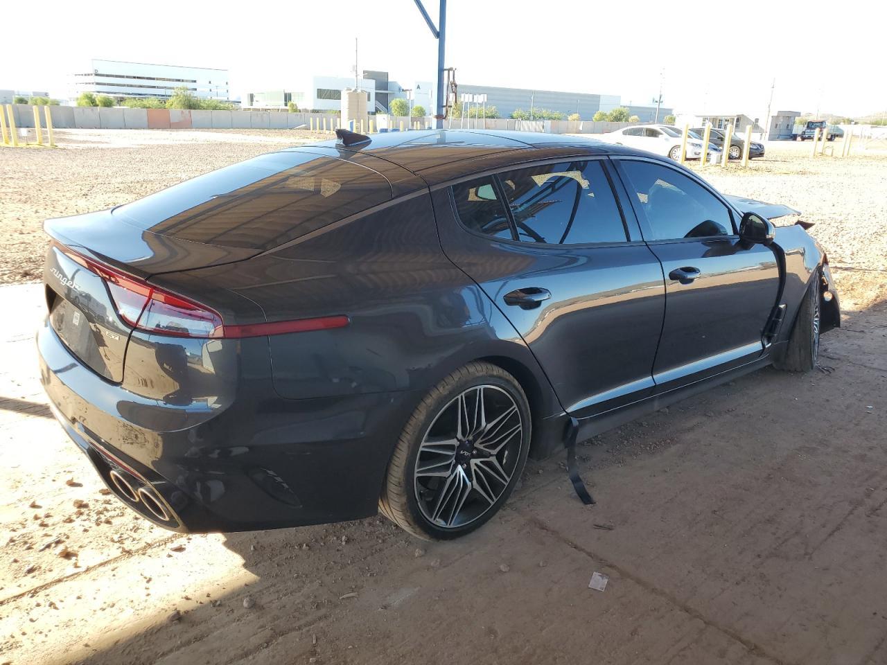 2023 KIA Stinger