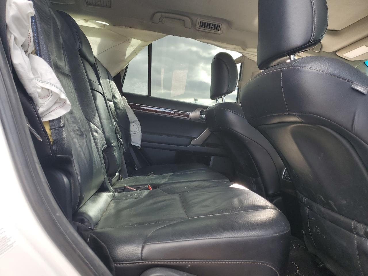 2016 LEXUS GX 460