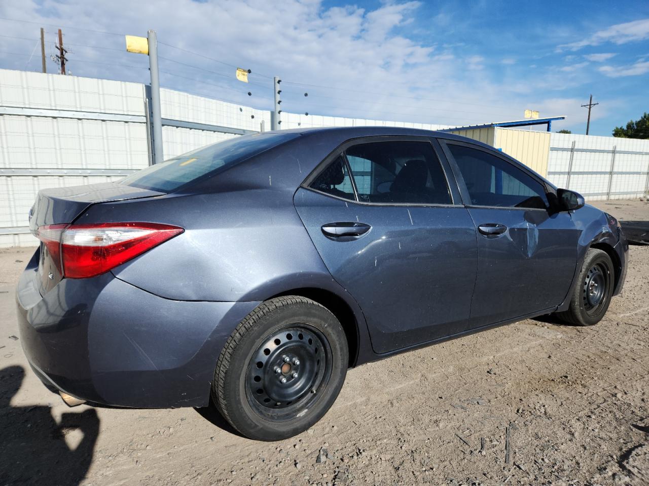 2015 TOYOTA COROLLA