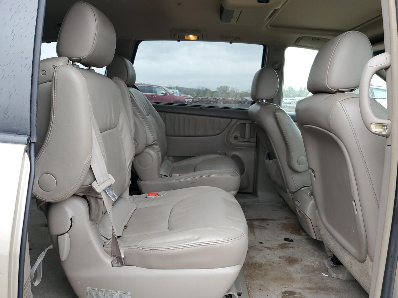 2008 TOYOTA SIENNA