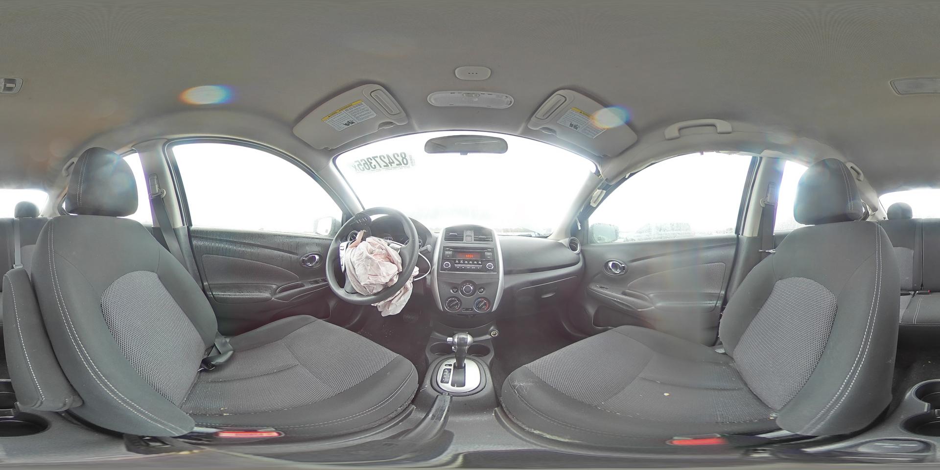 2017 NISSAN VERSA