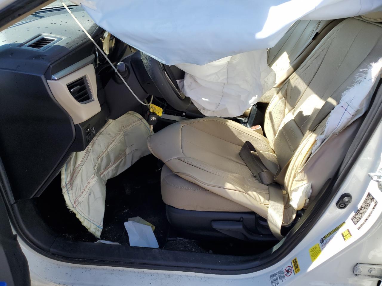 2015 TOYOTA COROLLA