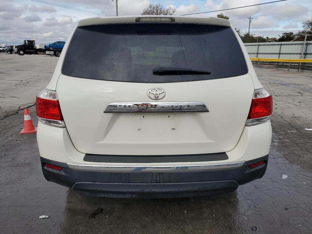 2012 TOYOTA HIGHLANDER