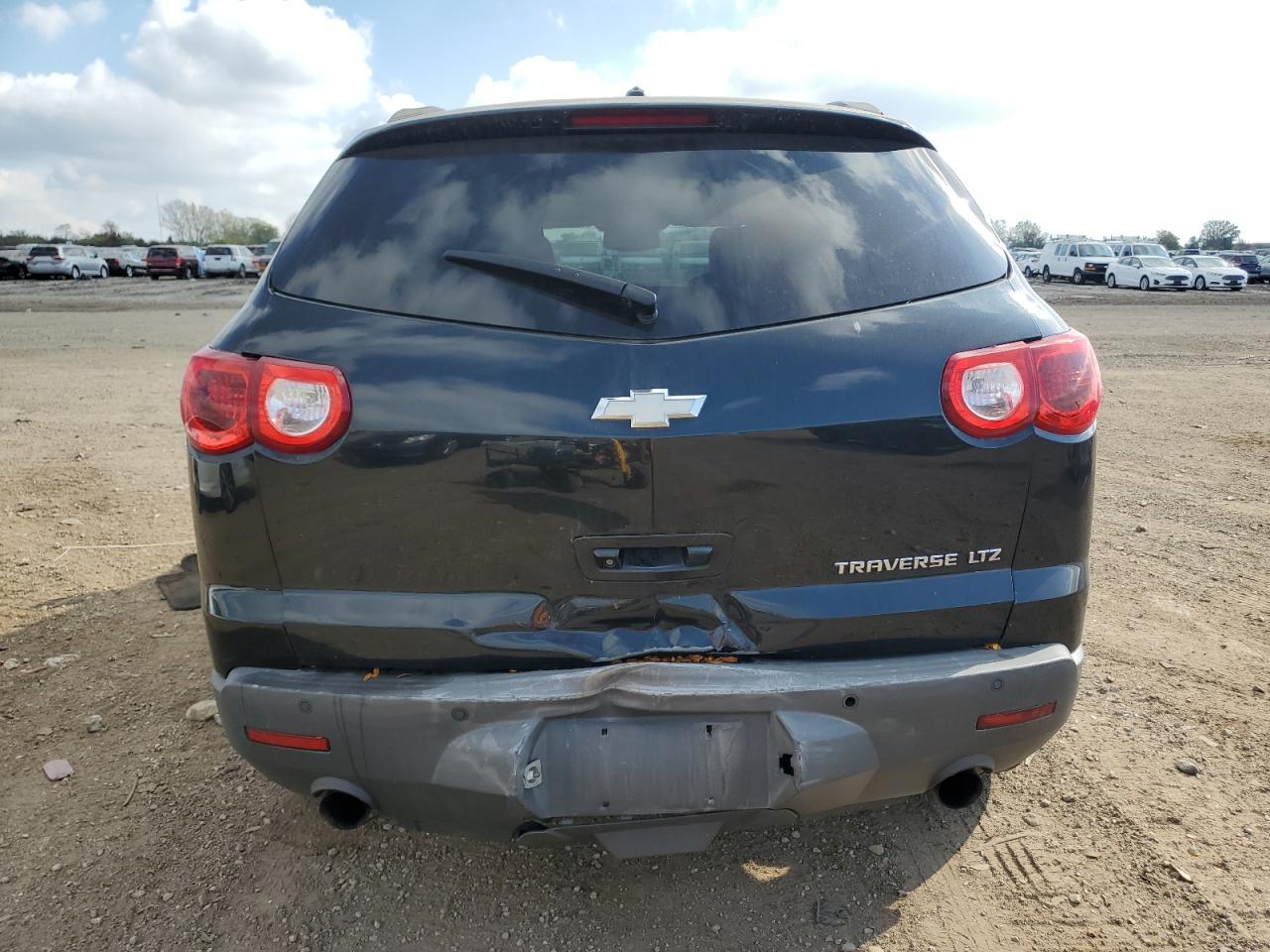 2011 CHEVROLET TRAVERSE