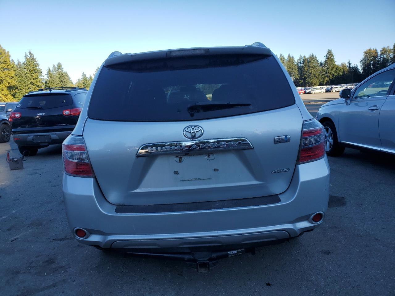 2010 TOYOTA HIGHLANDER