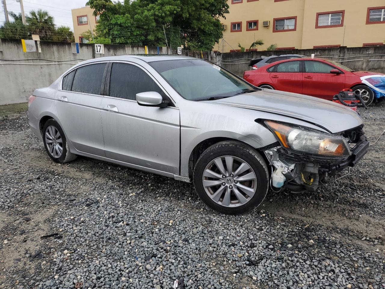 2011 HONDA ACCORD