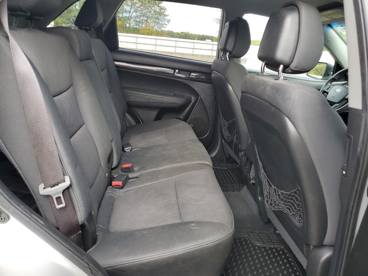 2011 KIA SORENTO