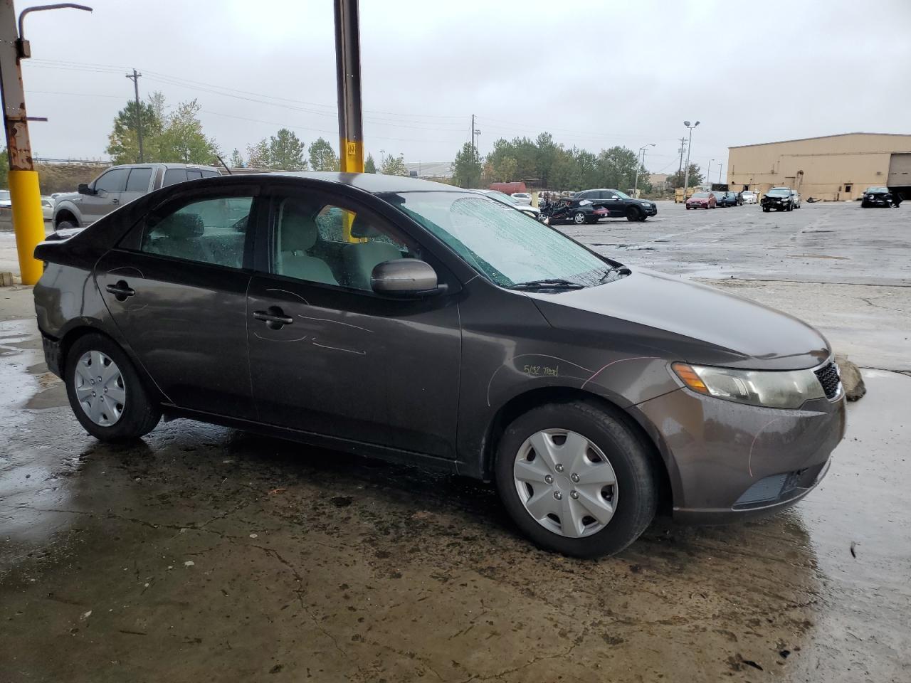2013 KIA FORTE