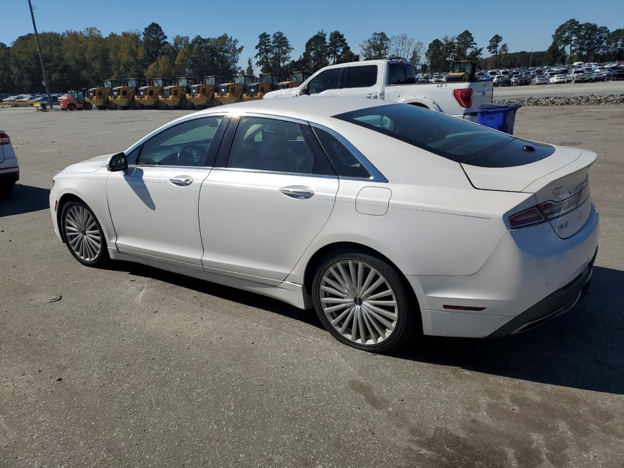 2017 LINCOLN MKZ