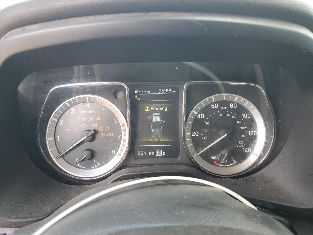 2017 NISSAN Titan