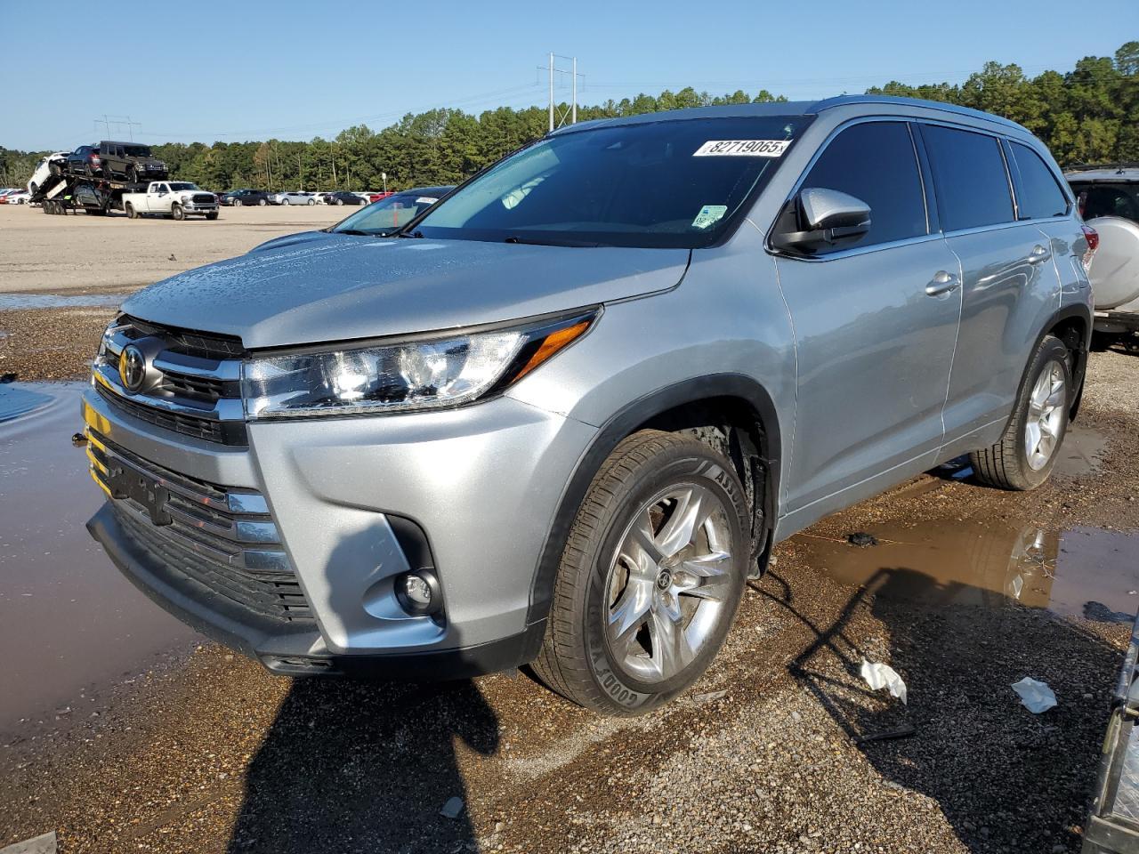 2019 TOYOTA HIGHLANDER