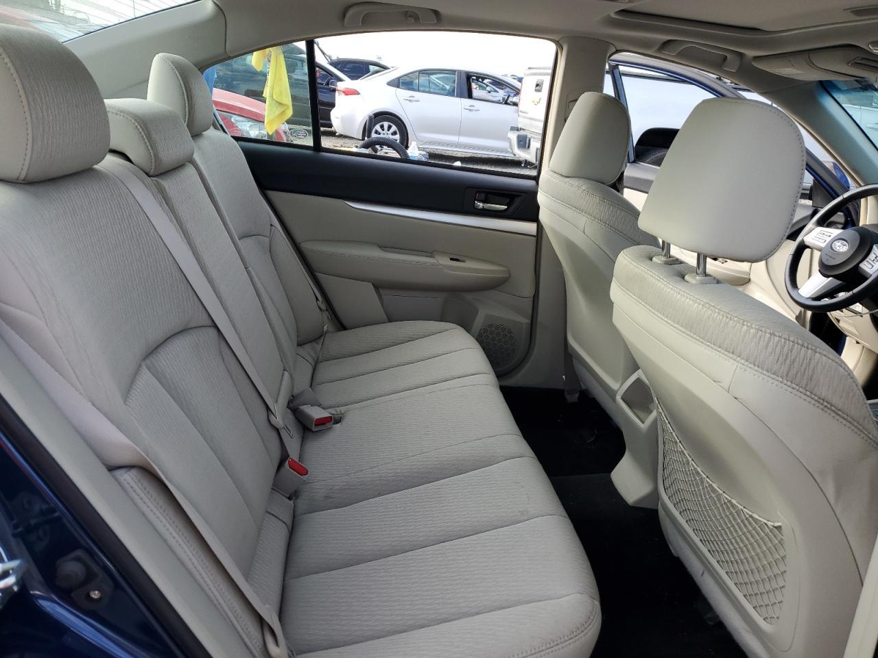 2010 SUBARU Legacy