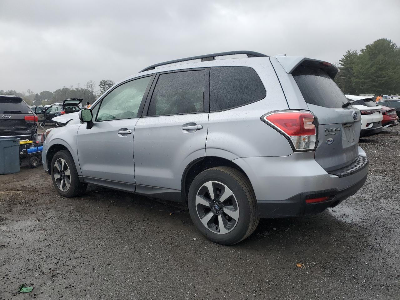 2017 SUBARU FORESTER