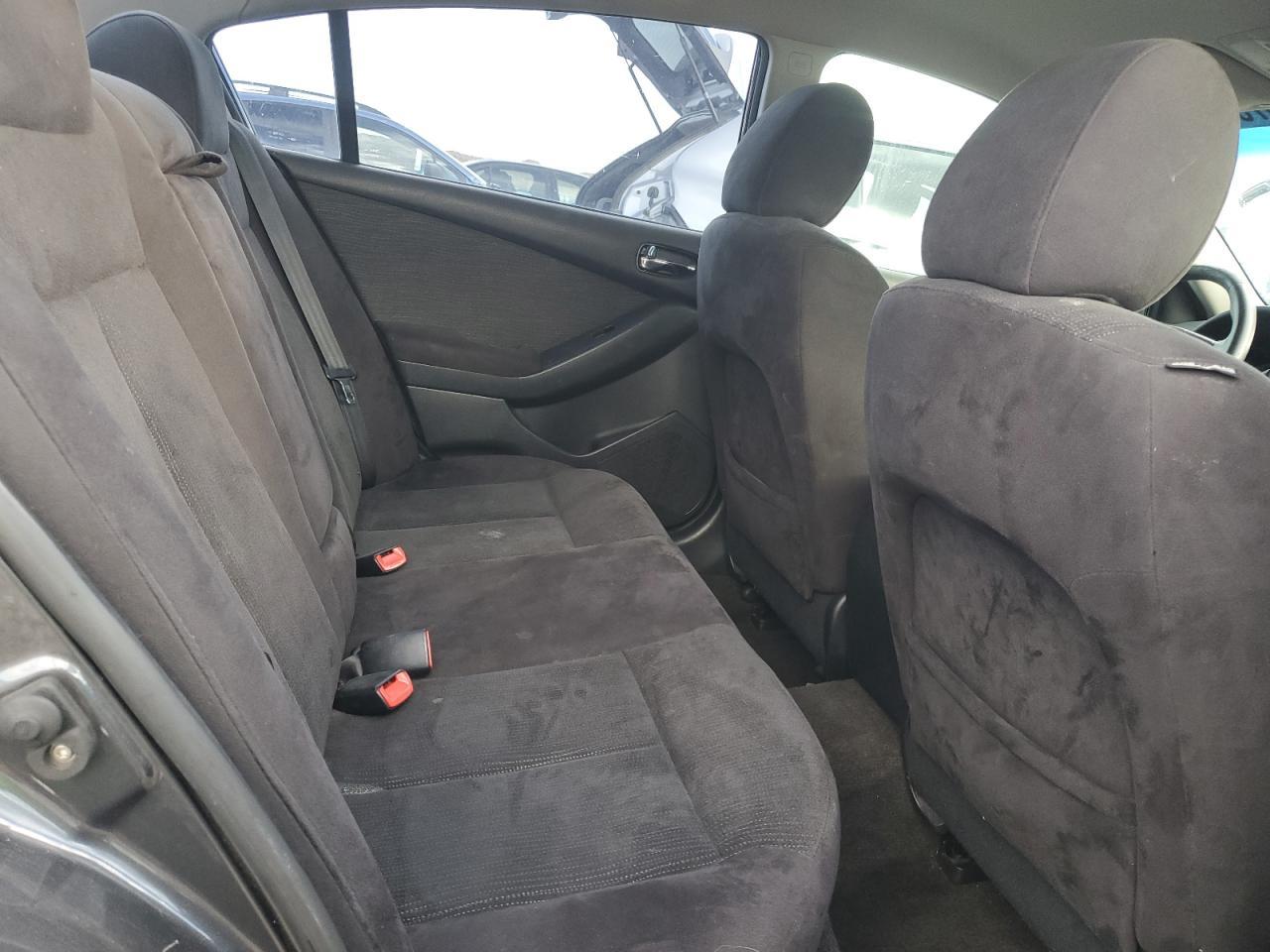 2010 NISSAN ALTIMA