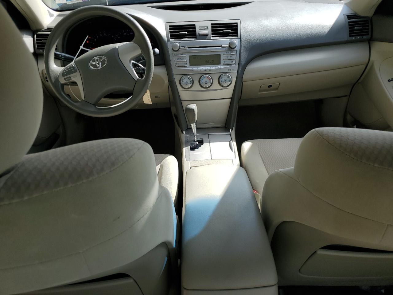 2011 TOYOTA CAMRY