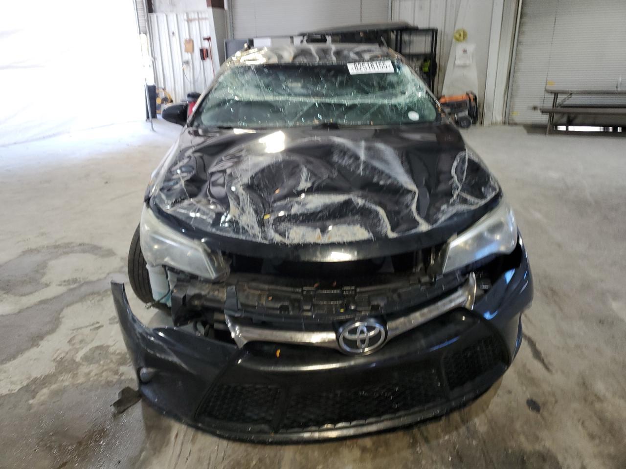 2015 TOYOTA CAMRY