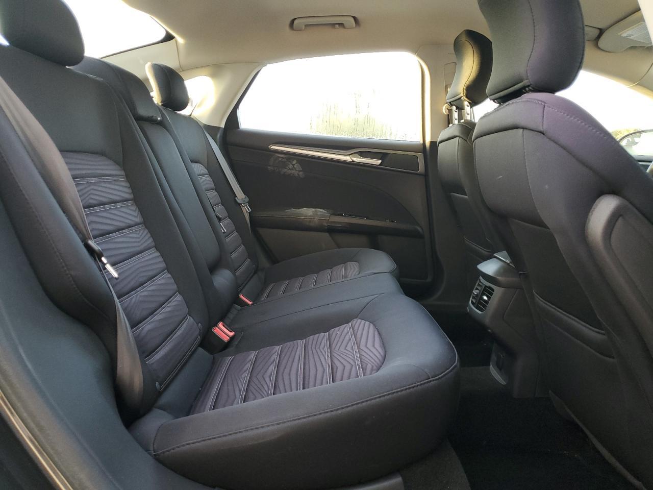 2016 FORD FUSION