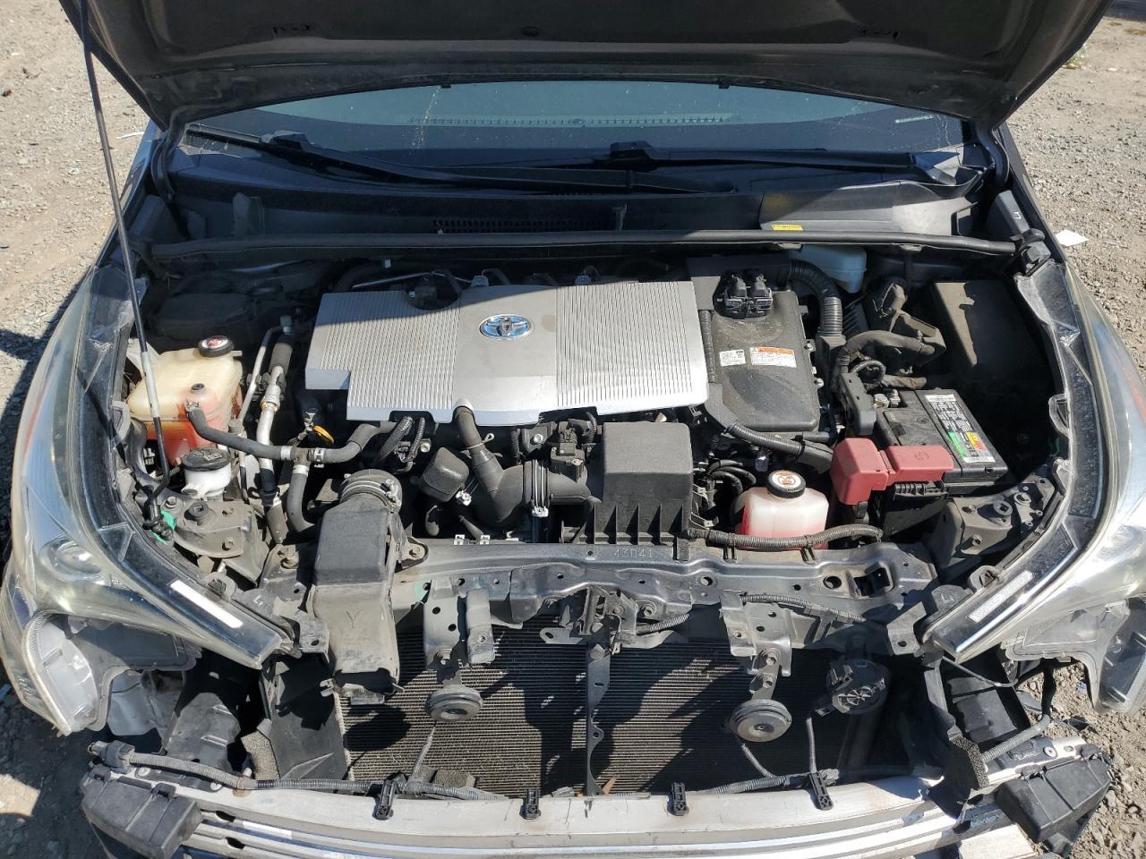 2017 TOYOTA PRIUS