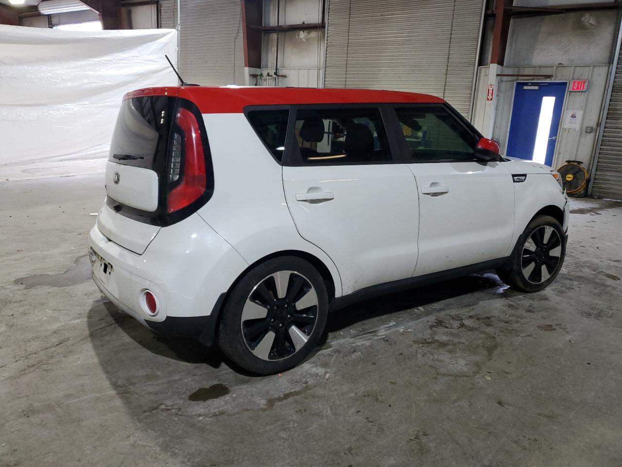 2017 KIA SOUL