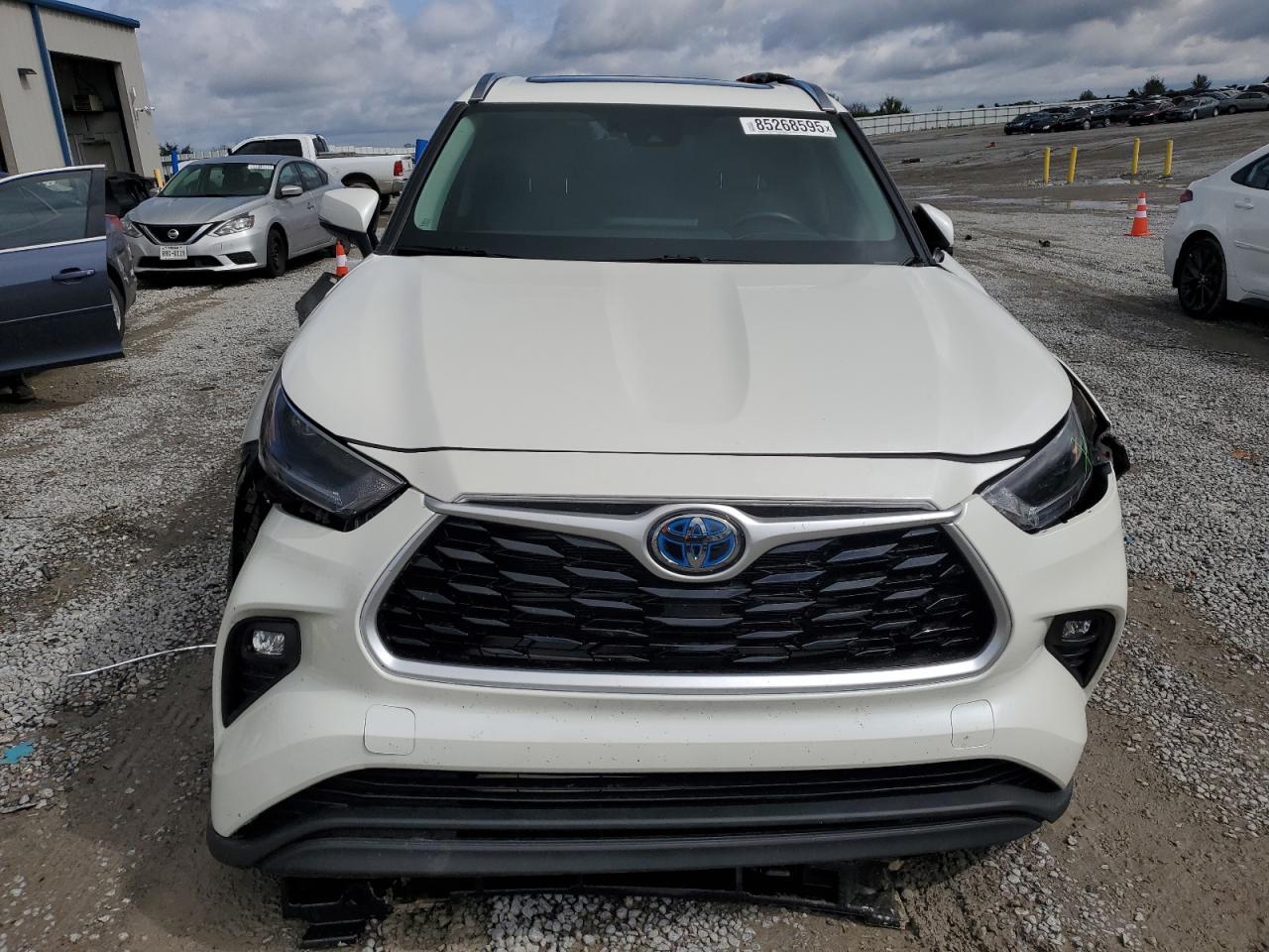 2021 TOYOTA HIGHLANDER