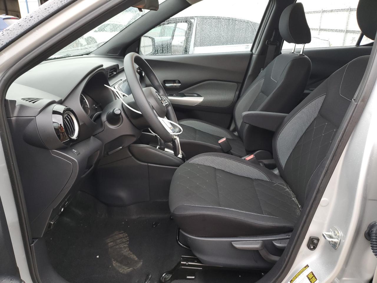 2018 NISSAN KICKS