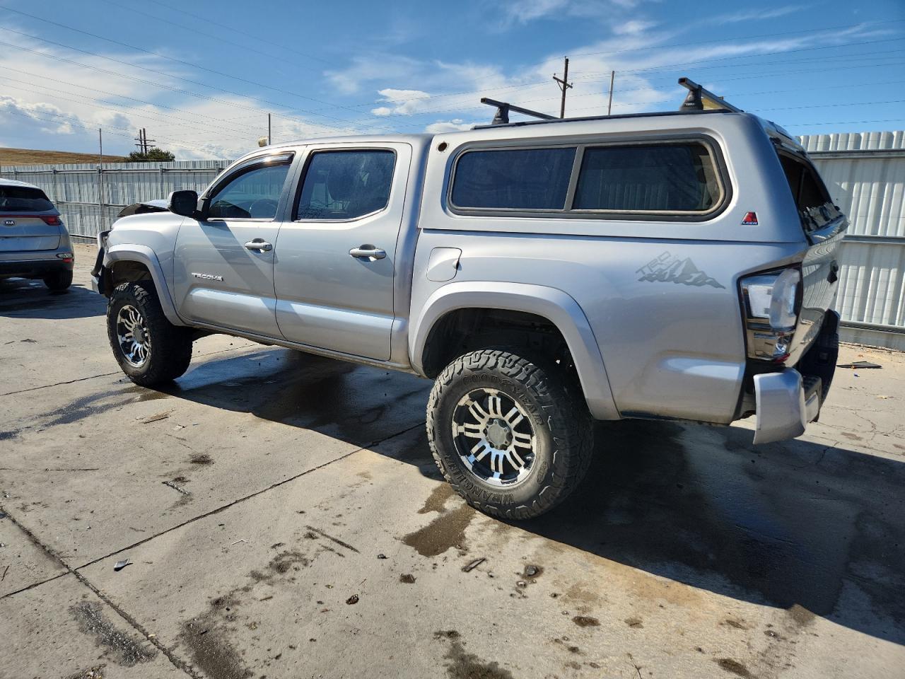 2016 TOYOTA TACOMA