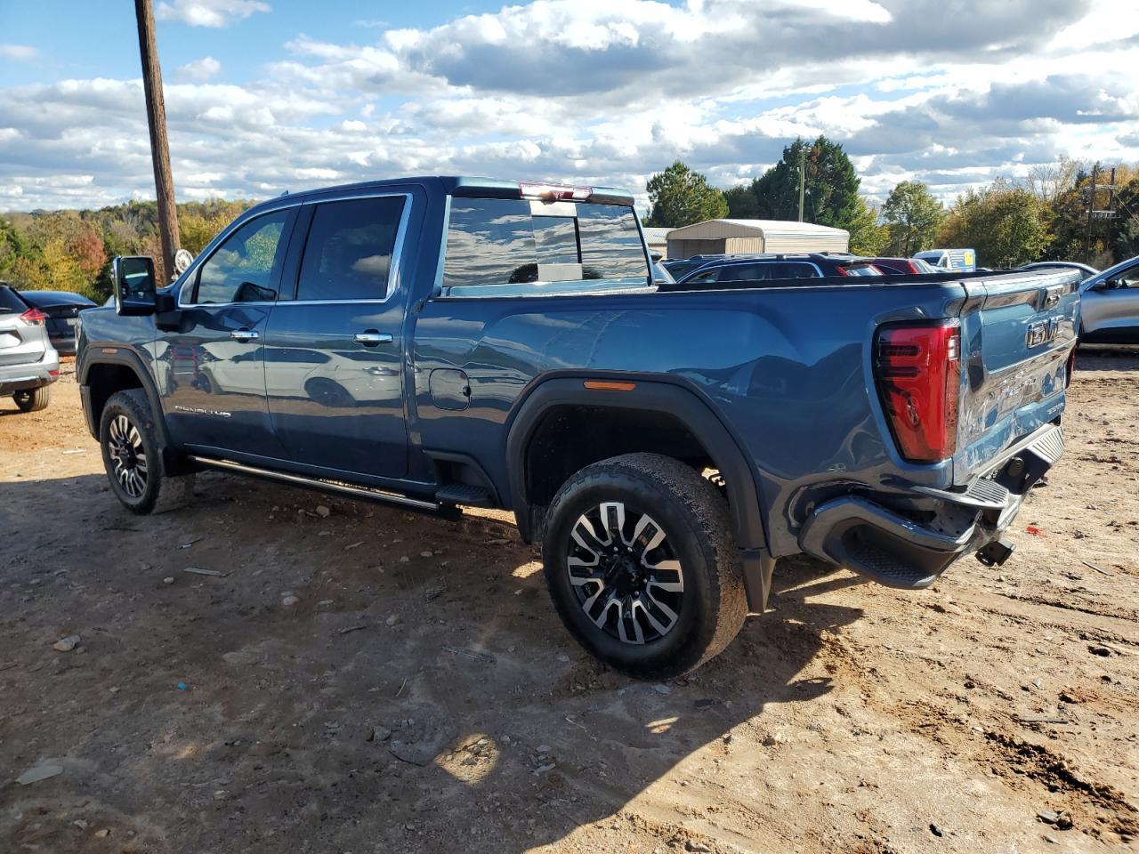 2024 GMC Sierra