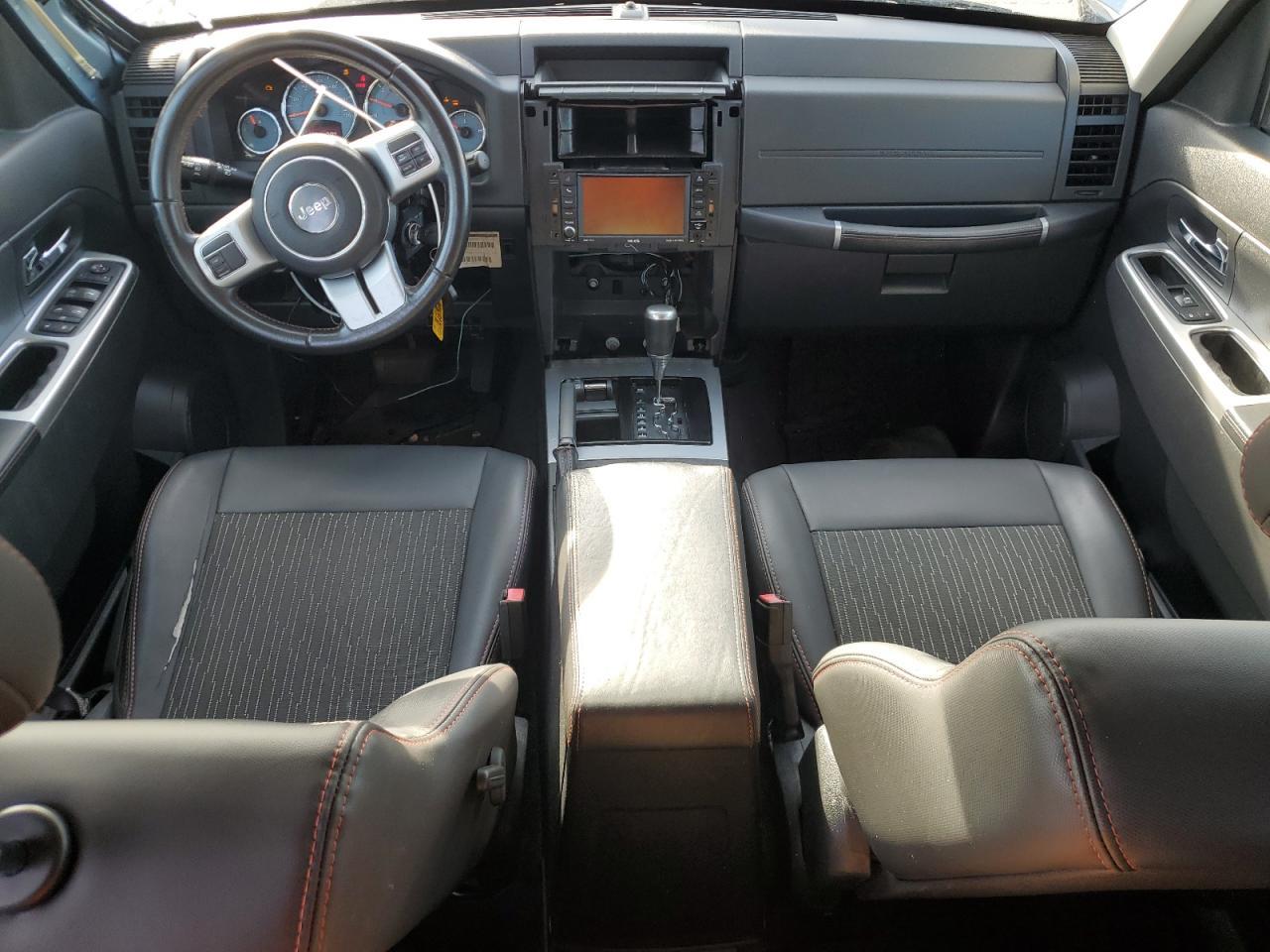 2012 JEEP Liberty