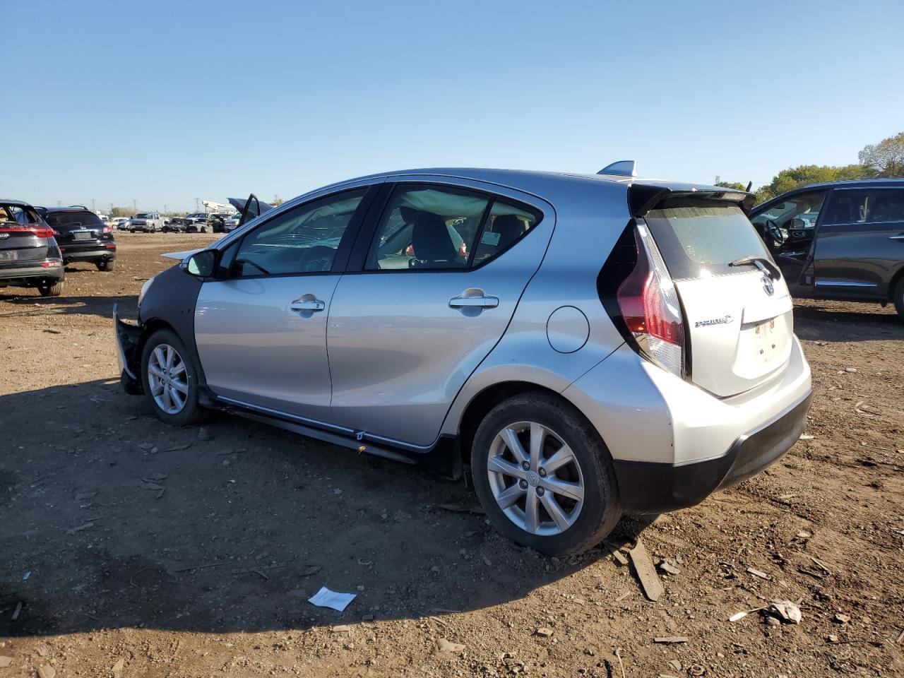 2017 TOYOTA Prius c
