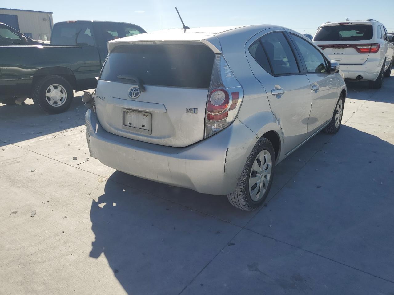 2014 TOYOTA Prius c