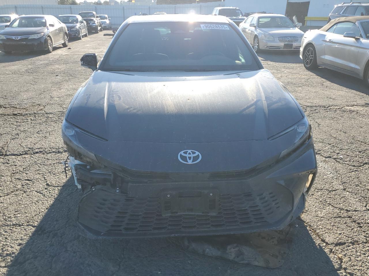 2025 TOYOTA CAMRY