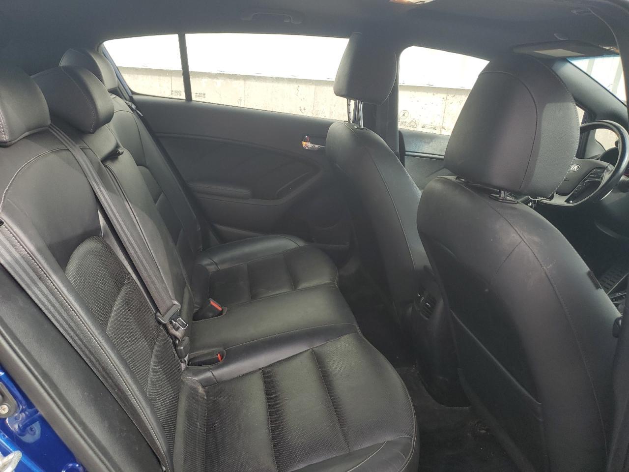2017 KIA FORTE