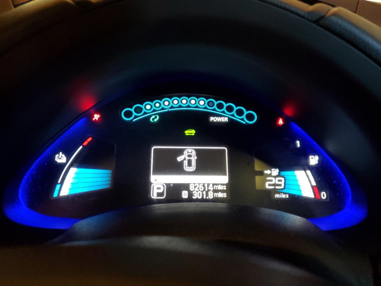 2013 NISSAN LEAF