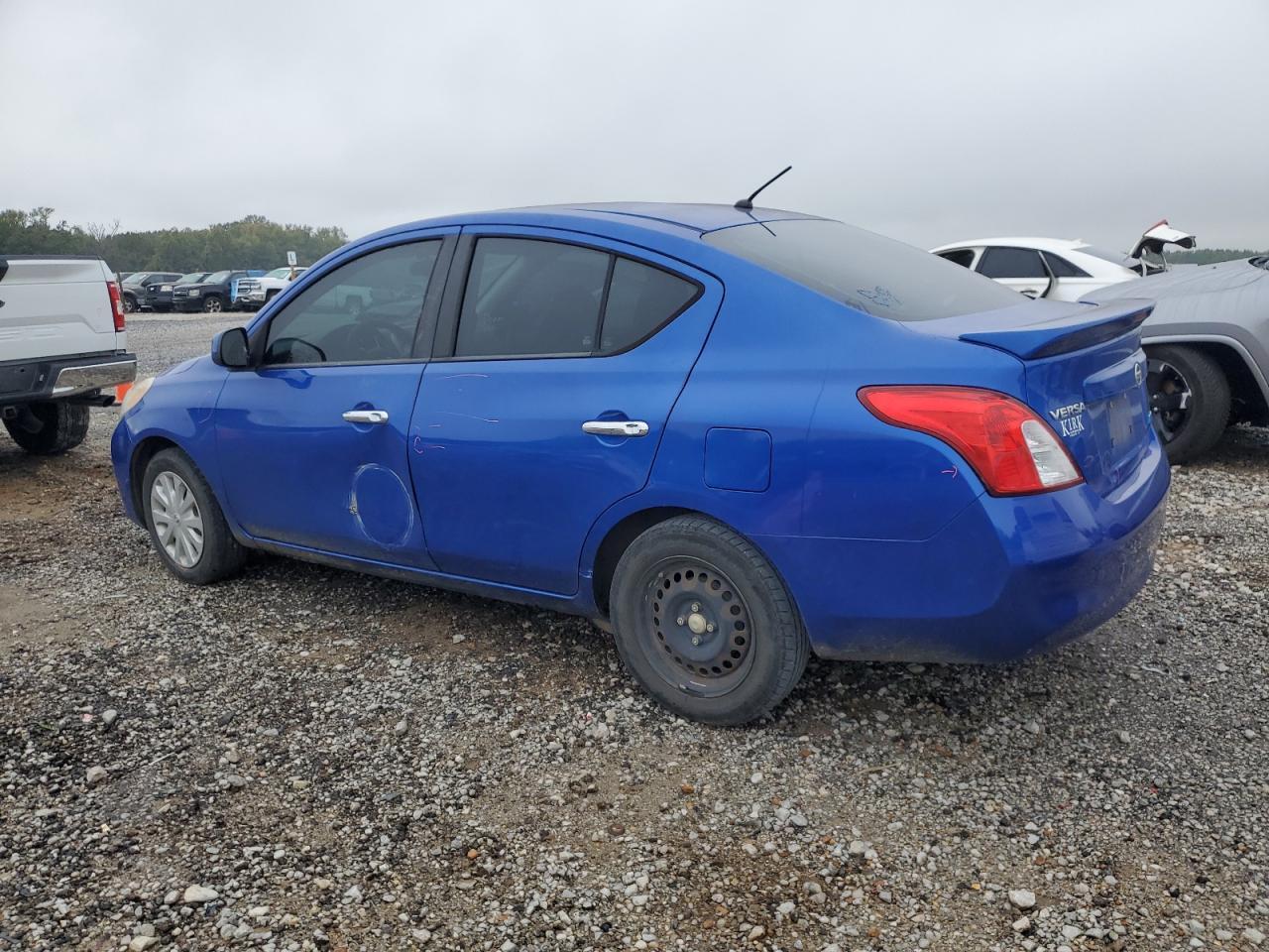 2013 NISSAN VERSA