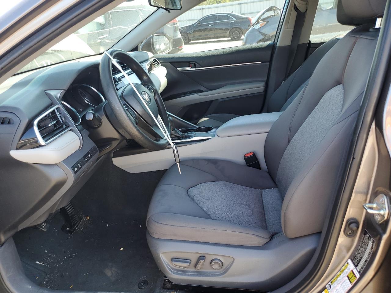 2018 TOYOTA CAMRY