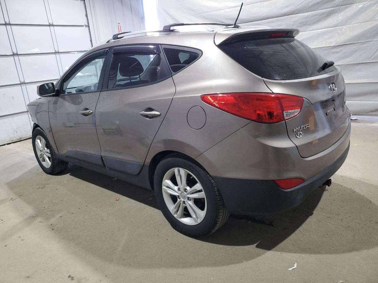 2011 HYUNDAI TUCSON