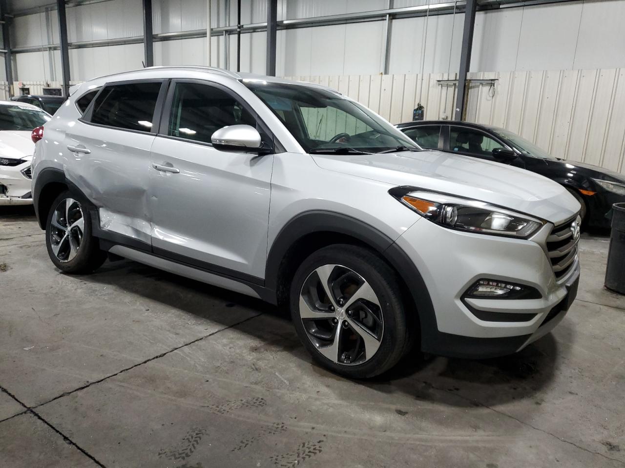 2017 HYUNDAI TUCSON