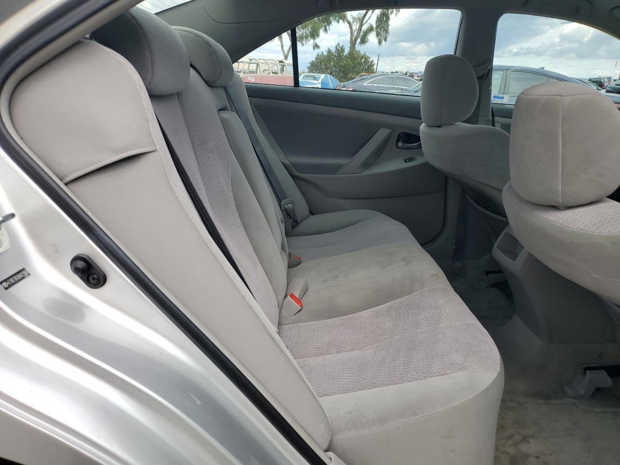 2010 TOYOTA CAMRY