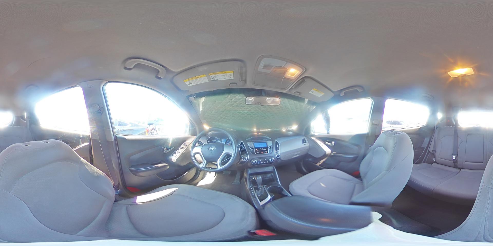 2012 HYUNDAI TUCSON