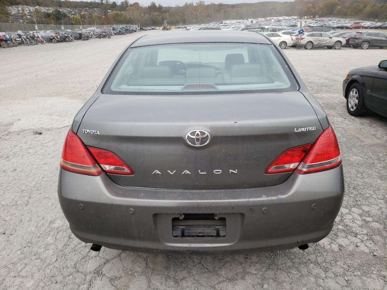 2007 TOYOTA Avalon