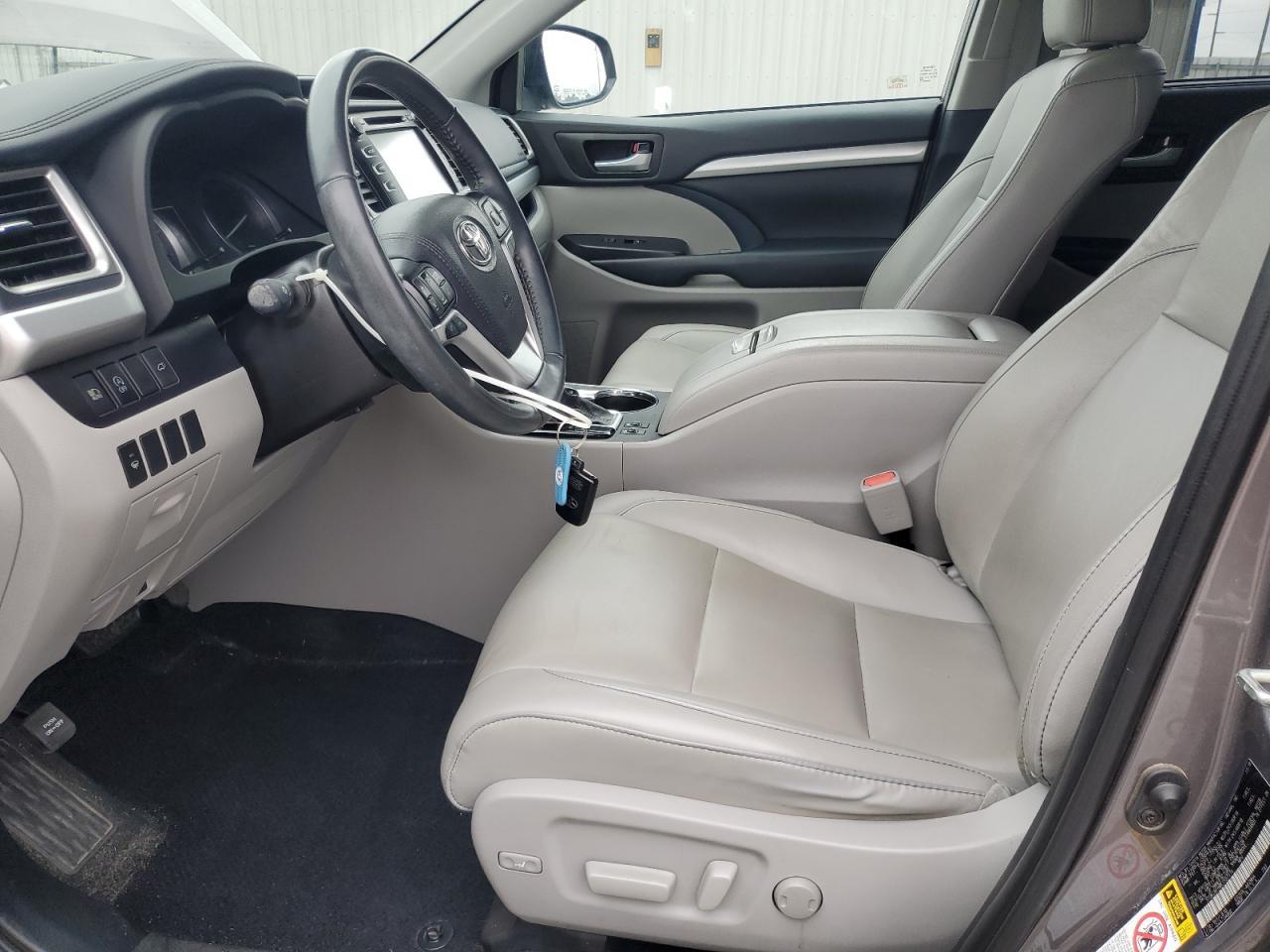 2019 TOYOTA HIGHLANDER