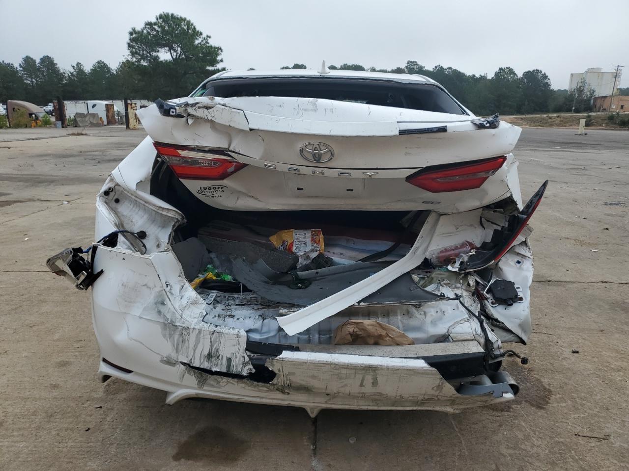 2018 TOYOTA CAMRY