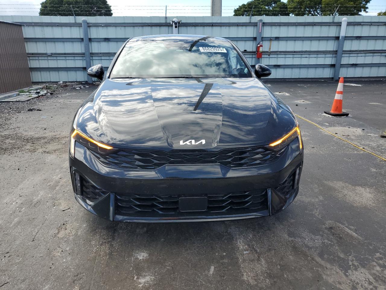 2025 KIA K5