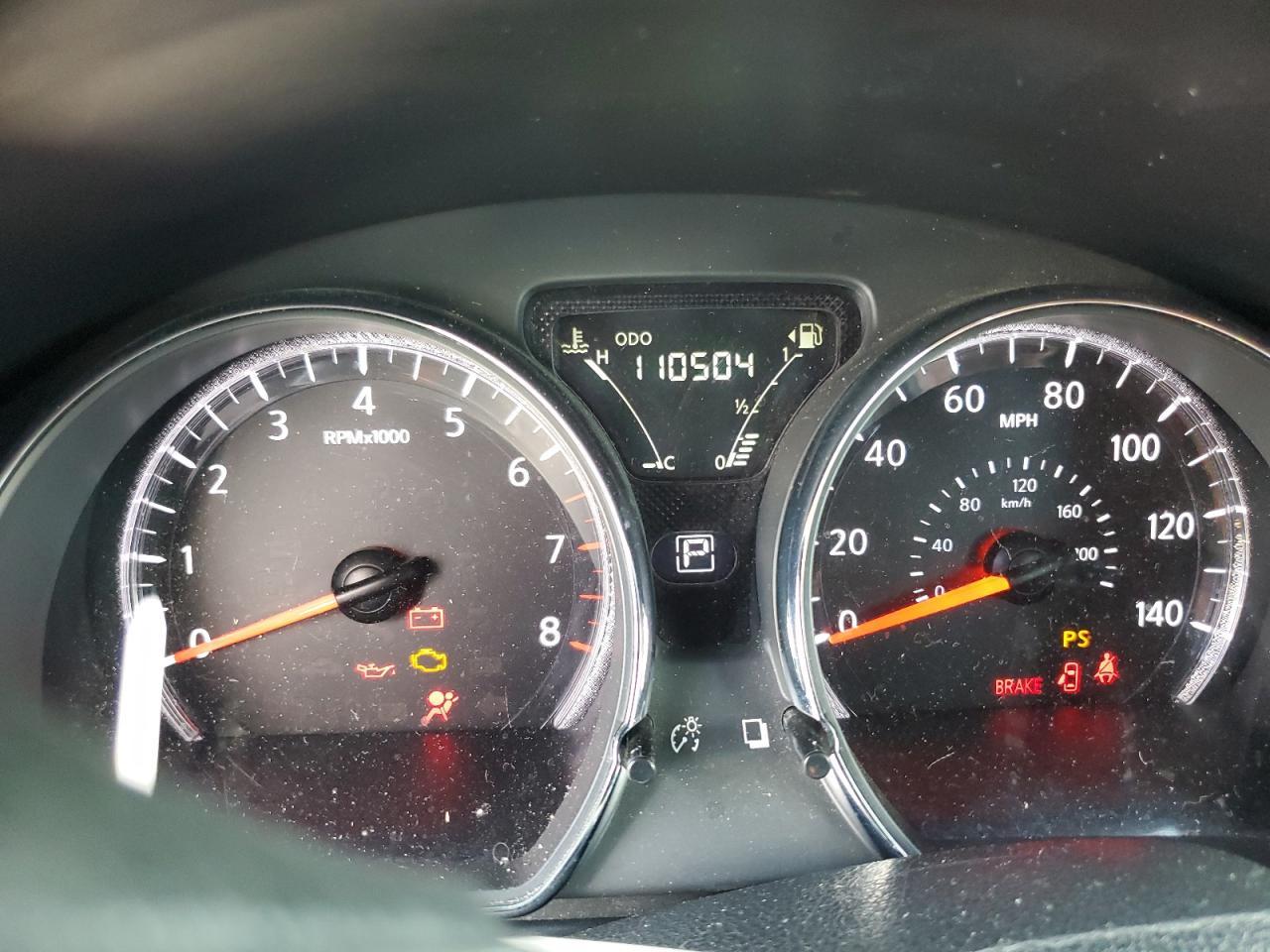 2017 NISSAN VERSA