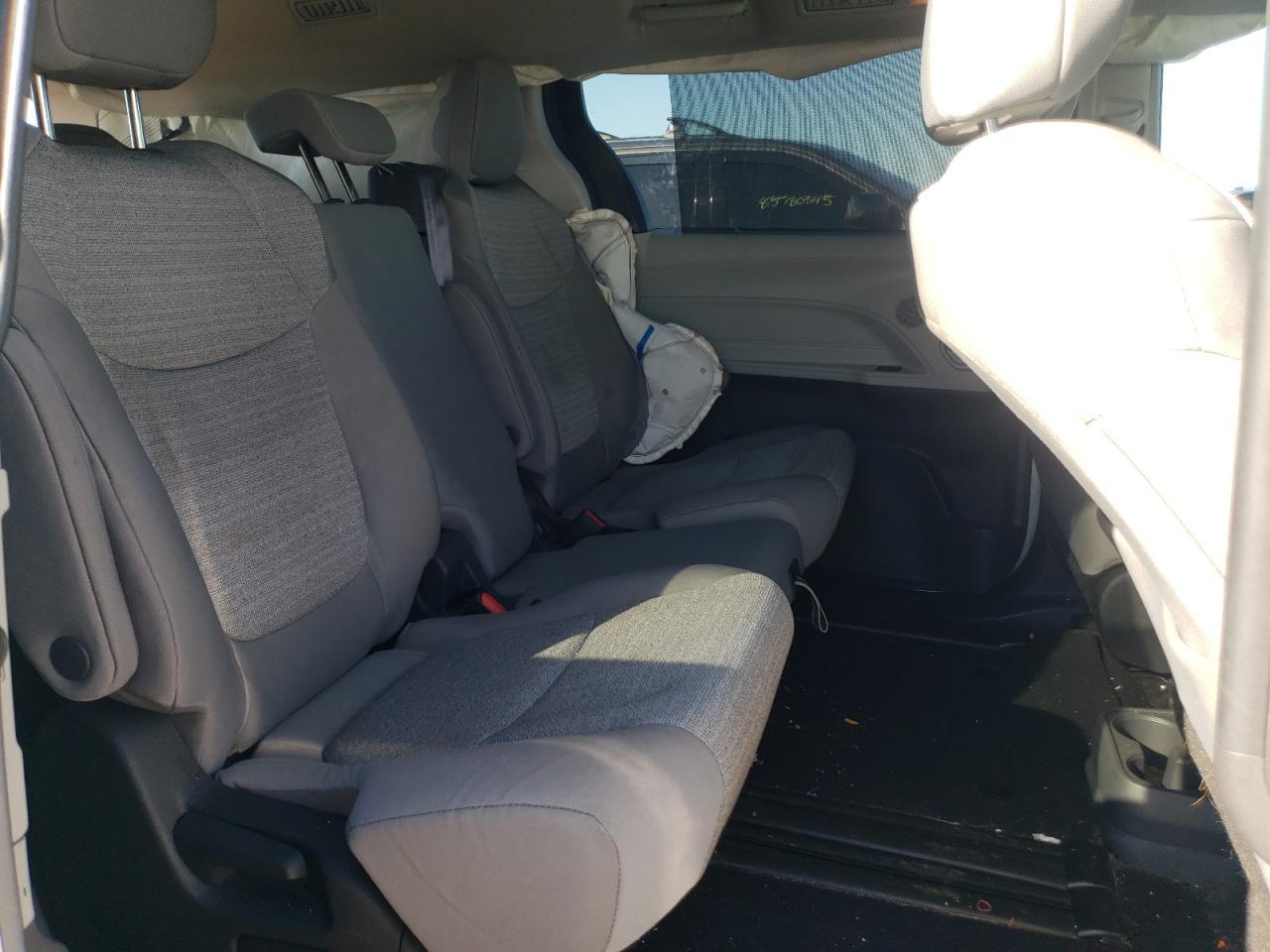 2022 TOYOTA SIENNA